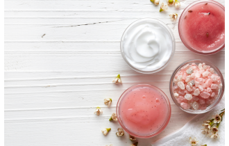 CLEAN BEAUTY: FOCUS ON TOUCH POWDERS